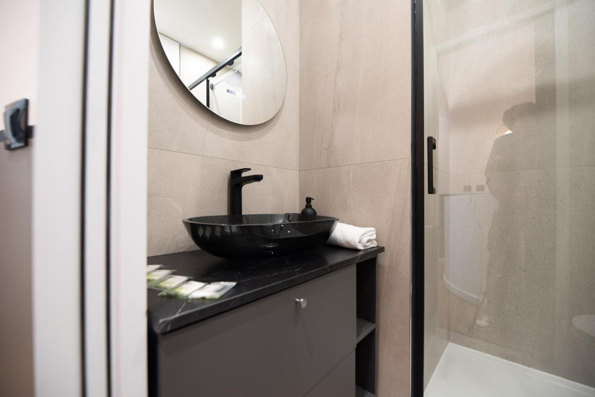 Apartment Cosy - Moulin Rouge Paris